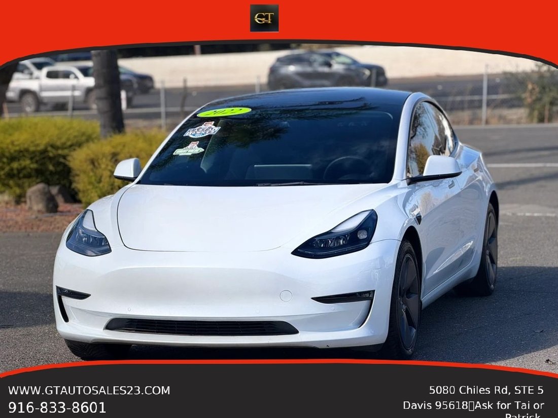Sedan in Davis, CA, United States 3 - 19173750