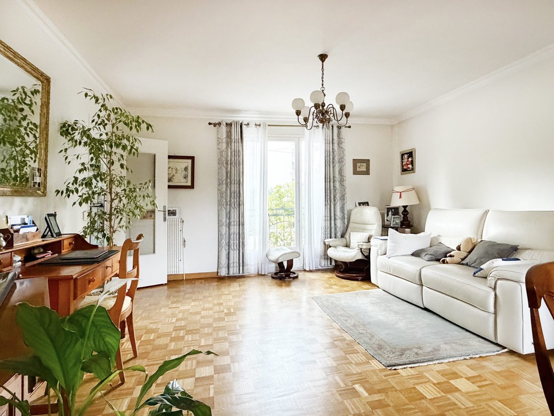 House in Arrondissement of Bobigny, Ile-de-France, France 4 - 19174465