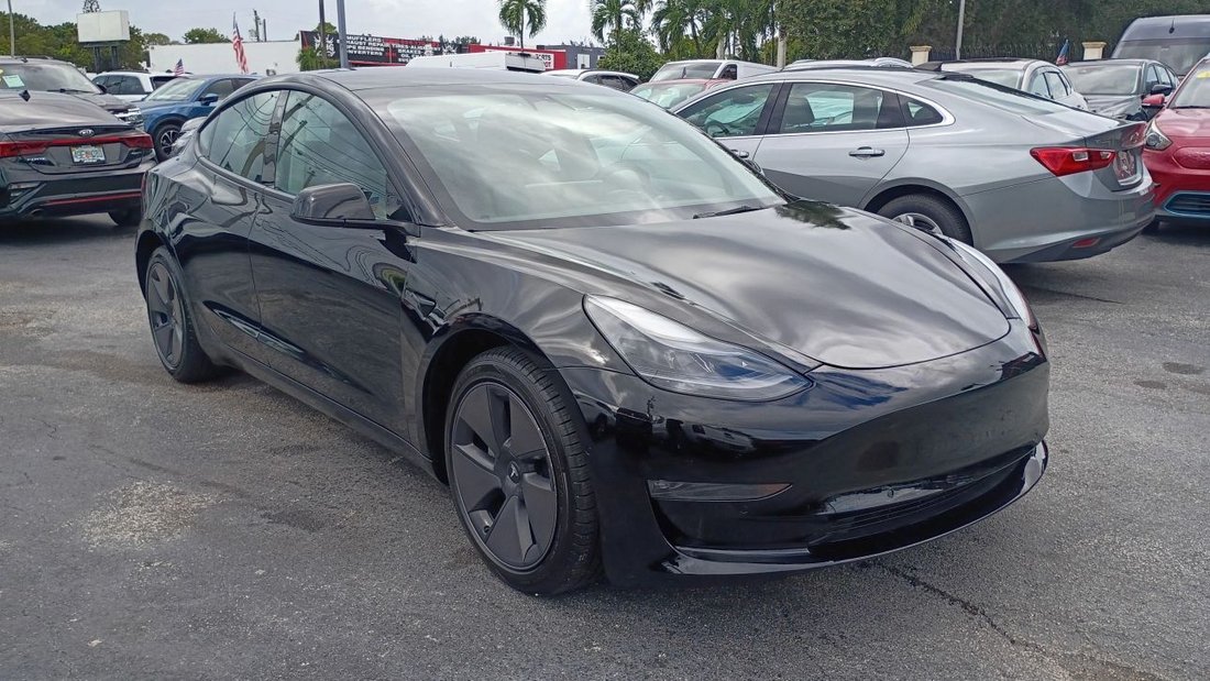 Sedan in Davie, FL, United States 3 - 19181259