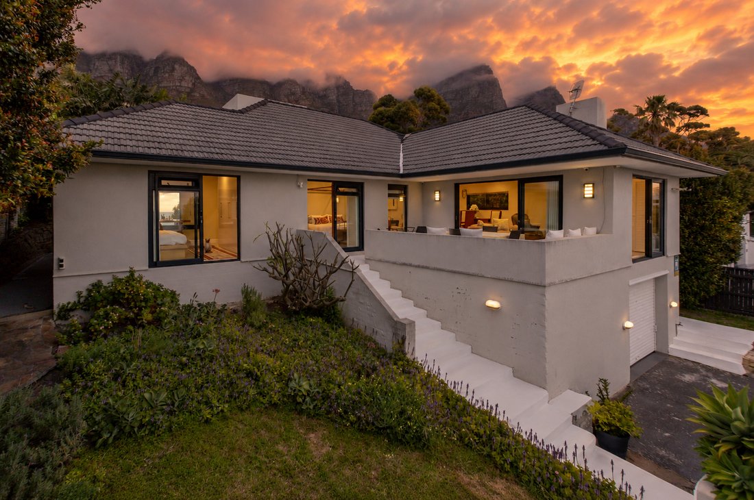 Casa a Camps Bay, Costa Atlantica, Città del Capo 1 - 19174031