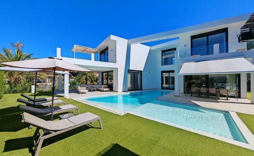 Villa à Elviria-Cabopino, Marbella, Espagne 1