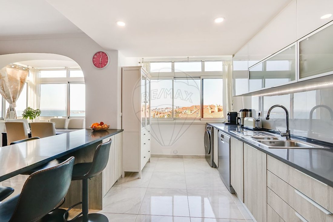 Apartment in Estoril, Cascais e Estoril, Lisbon 3 - 19175617