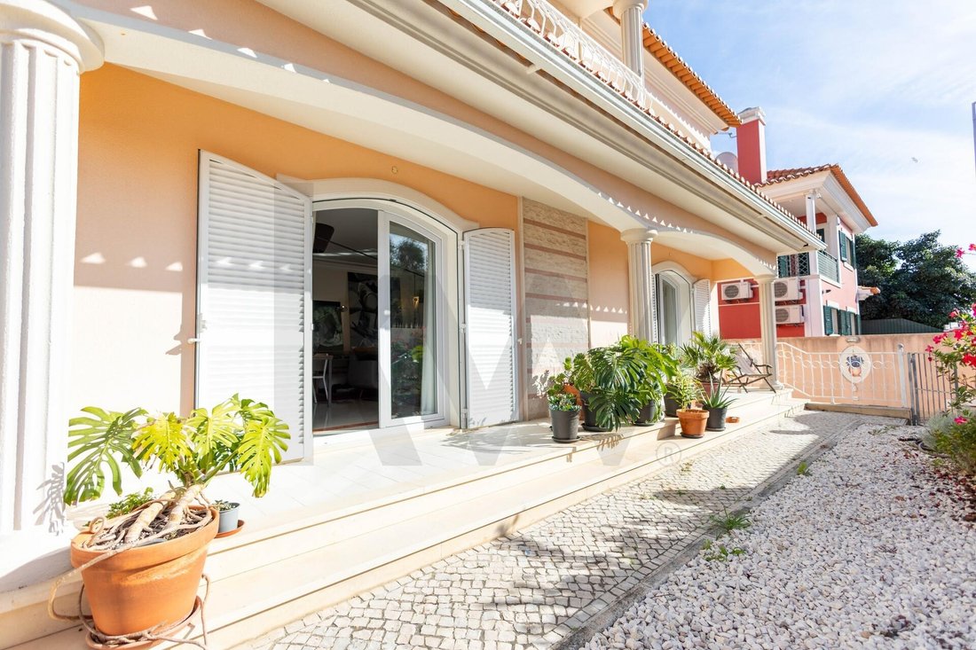 Townhouse in Cascais e Estoril, Lisbon, Portugal 3 - 19175432