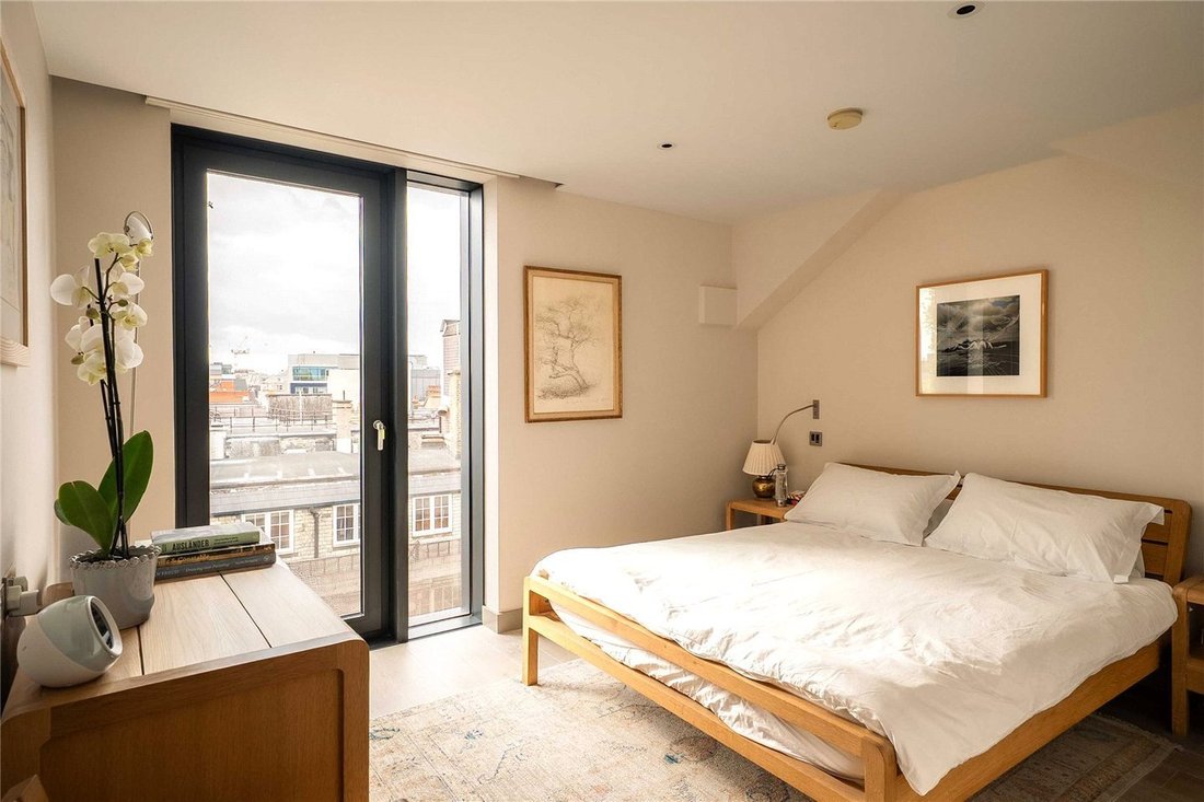 Apartment in Soho, England 4 - 19174811