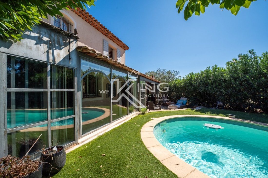 Villa in Nartelle-Noyer-Bellevue-bd des Sardinaux, Sainte-Maxime, Frankreich 1 - 19140963