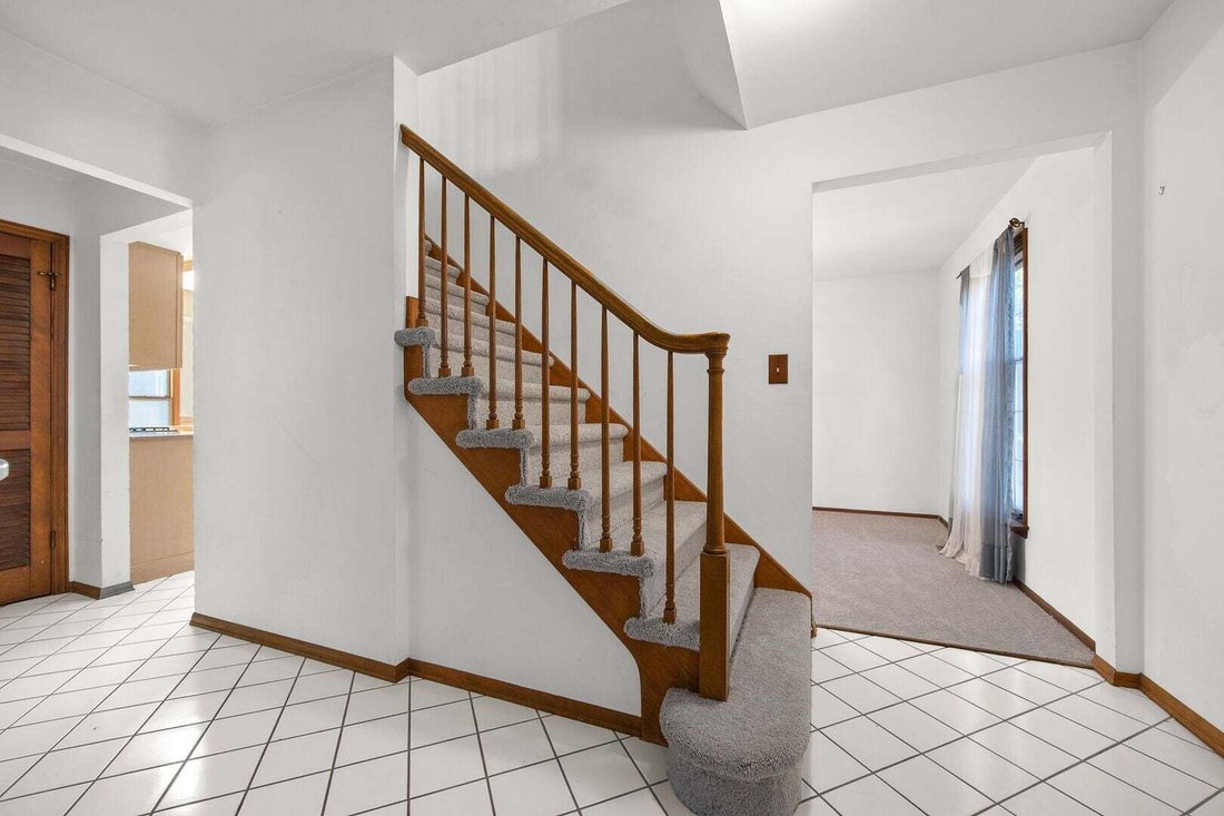 House in Downers Grove, Illinois, United States 2 - 19172309