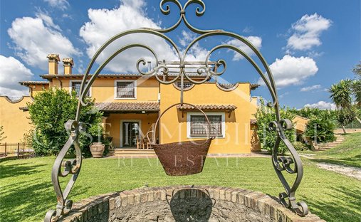 Villa in Sacrofano, Latium, Italien 1