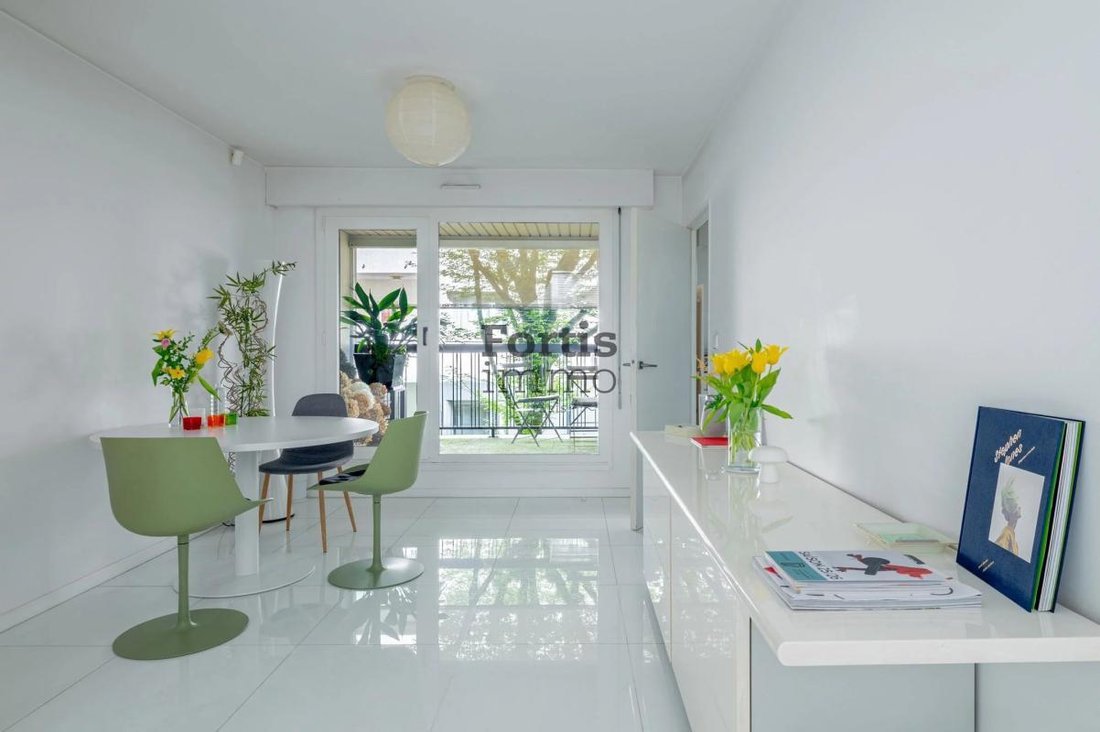 Appartement à Télégraphe-Pelleport Saint Fargeau, Paris 20e Arrondissement, Paris 4 - 19150821