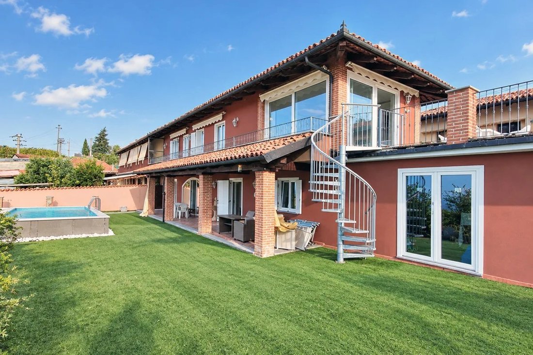 Villa in Dogliani, Piedmont, Italy 1 - 19175305
