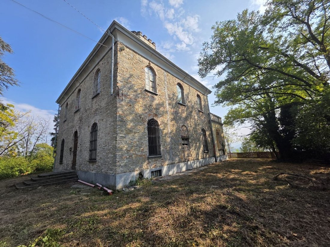 Estate in Costigliole d'Asti, Piedmont, Italy 3 - 19173865