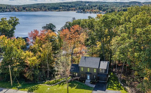 House in Ellington, Connecticut, United States 1