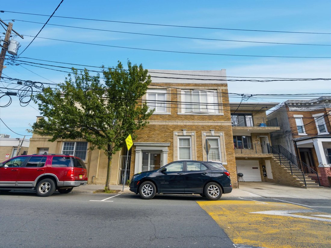 Haus in Guttenberg, New Jersey, Vereinigte Staaten 1 - 19171387