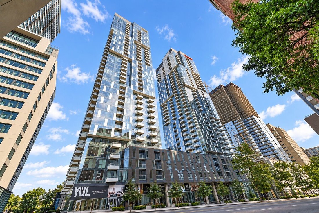 Condo in Montréal, Quebec, Canada 1 - 19176205