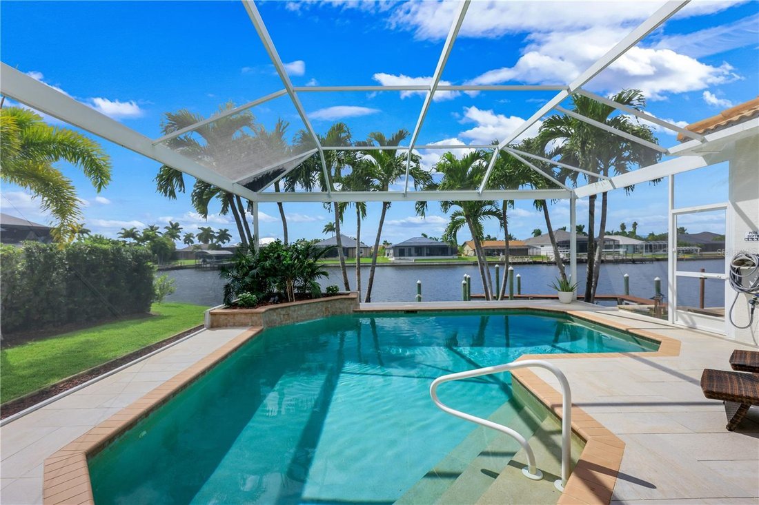 Casa a Cape Coral, Florida, Stati Uniti 3 - 19172118