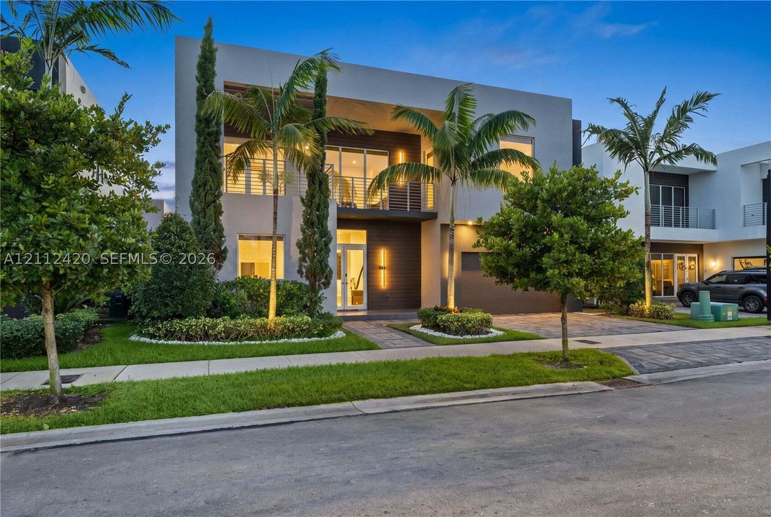 Haus in Doral, Florida, Vereinigte Staaten 1 - 19178139