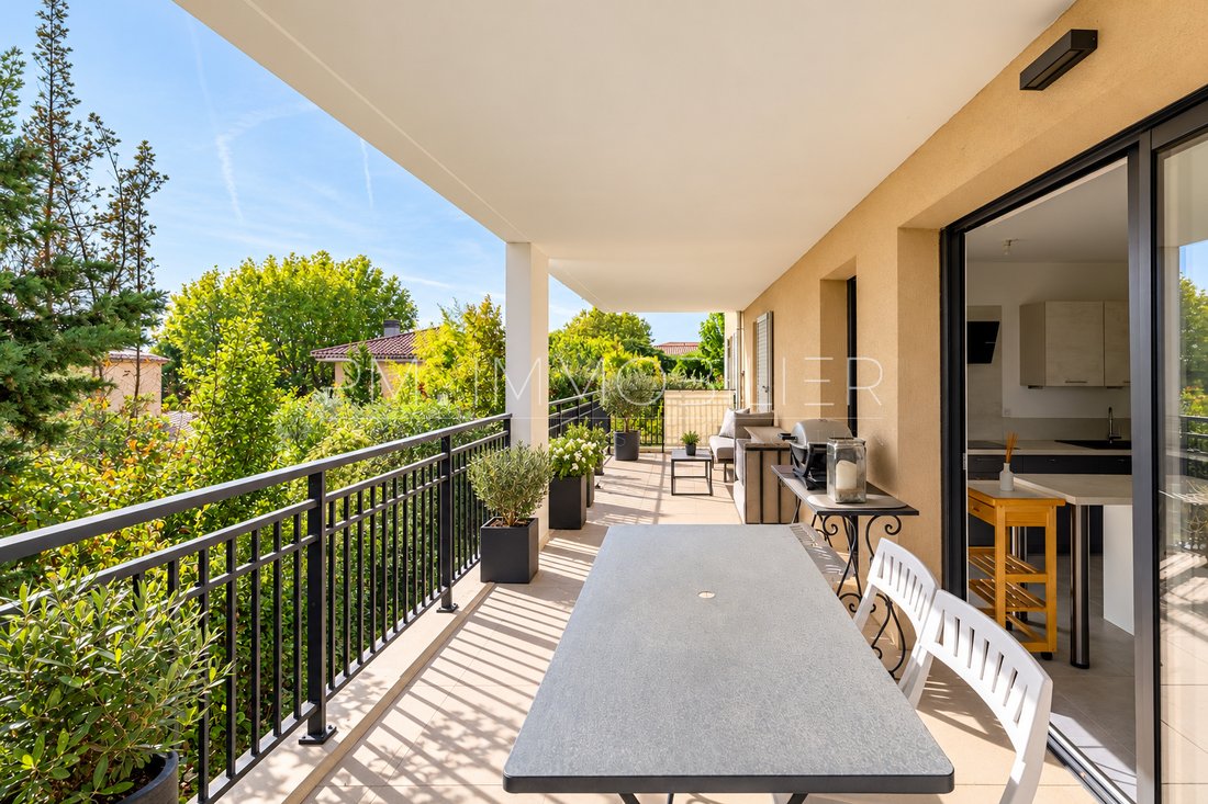 Apartment in Granettes-Jauberte-Sainte Anne, Aix-en-Provence, France 1 - 19177263