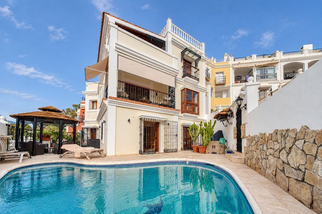 Maison à Nueva Andalucia, Marbella, Espagne 1 - 19170133
