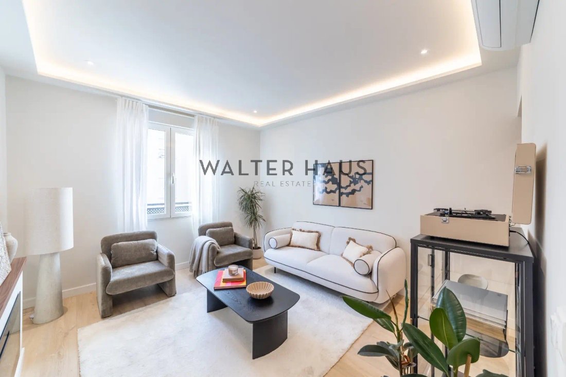 Appartamento a Retiro, Madrid, Spagna 1 - 19170363