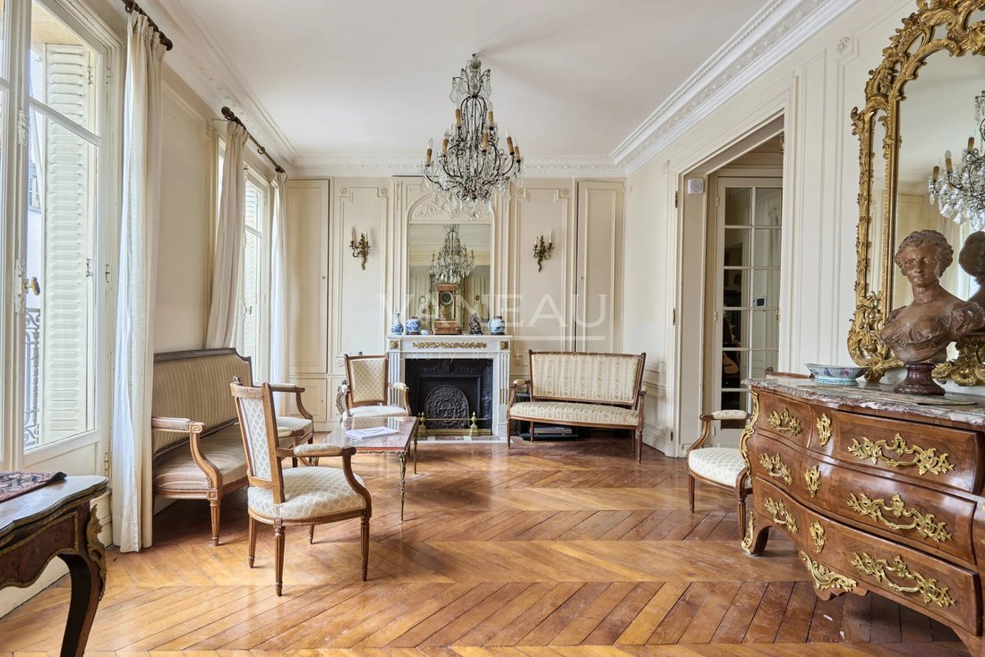 Wohnung in Courcelles-Wagram, Paris 17e Arrondissement, Paris 4 - 19170036