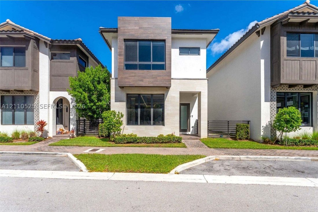 House in Miami Springs, Florida, United States 1 - 19171733