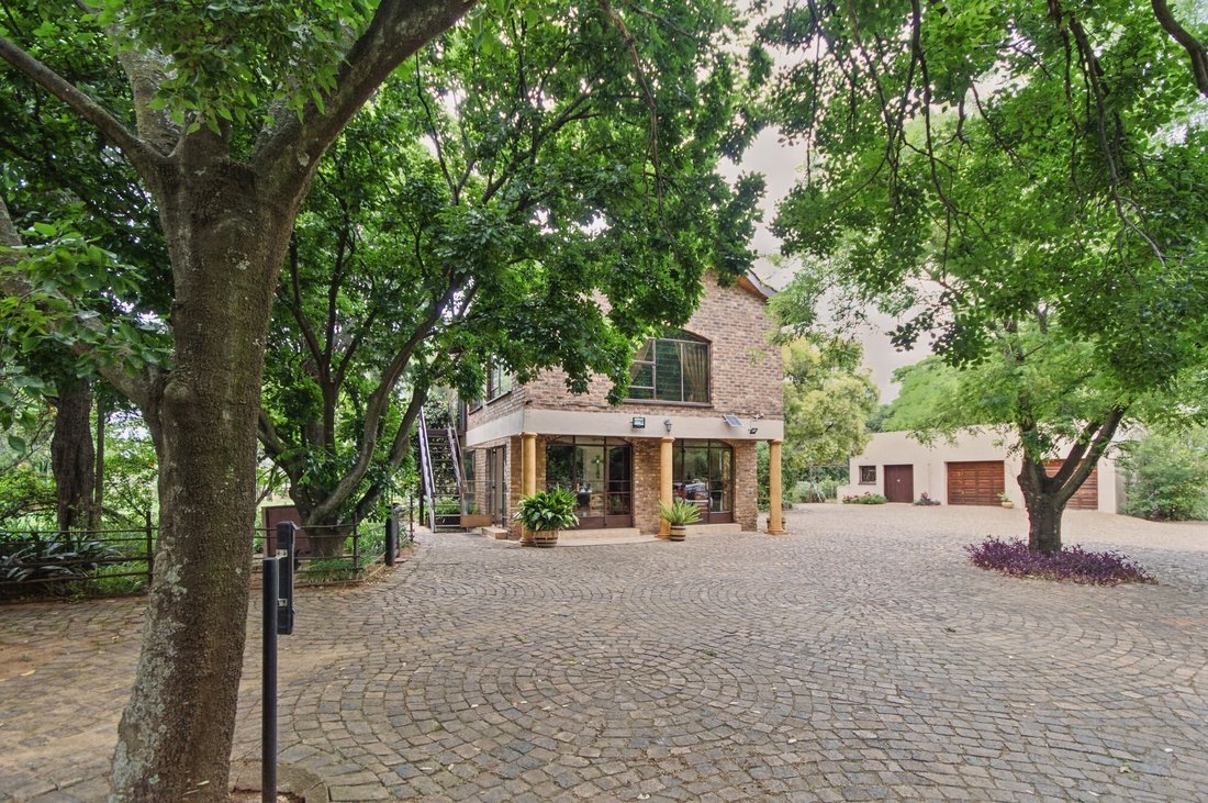 Country House in Blue Hills, Gauteng, South Africa 1 - 19174048