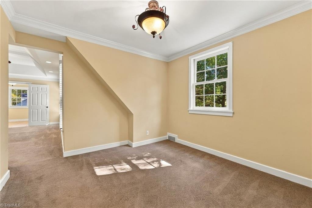 House in Greensboro, North Carolina, United States 5 - 19168900