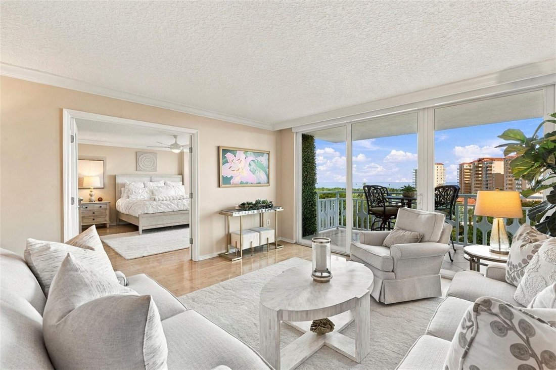 Condo in St. Petersburg, Florida, United States 4 - 19172088