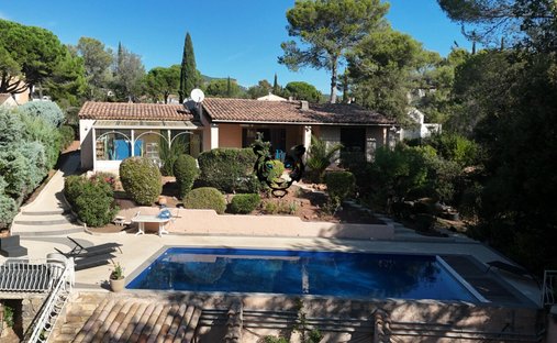 House in Ecarts, Roquebrune-sur-Argens, France 1