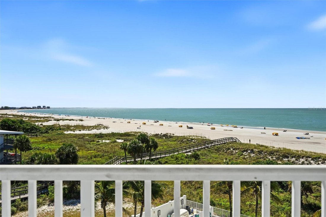 Condo in St. Pete Beach, Florida, United States 3 - 19169094