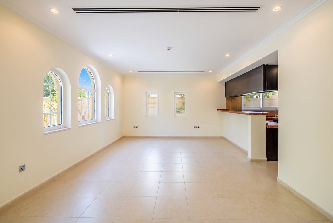 Villa en Hadaeq Sheikh Mohammed Bin Rashid, Dubái, Emiratos Árabes Unidos 4 - 19169429