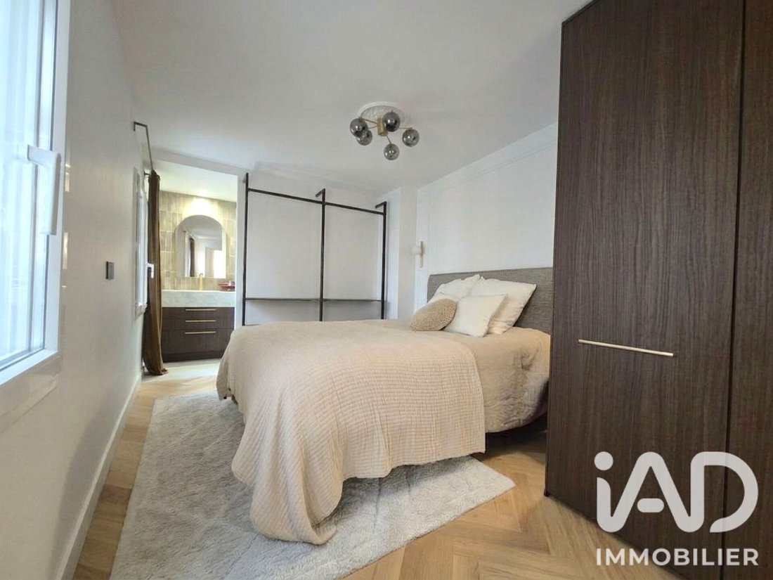 Apartment in Lorette-Martyrs, Paris 9e Arrondissement, Paris 5 - 19180762