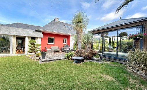 Maison à Centre Ville, Plérin, France 1