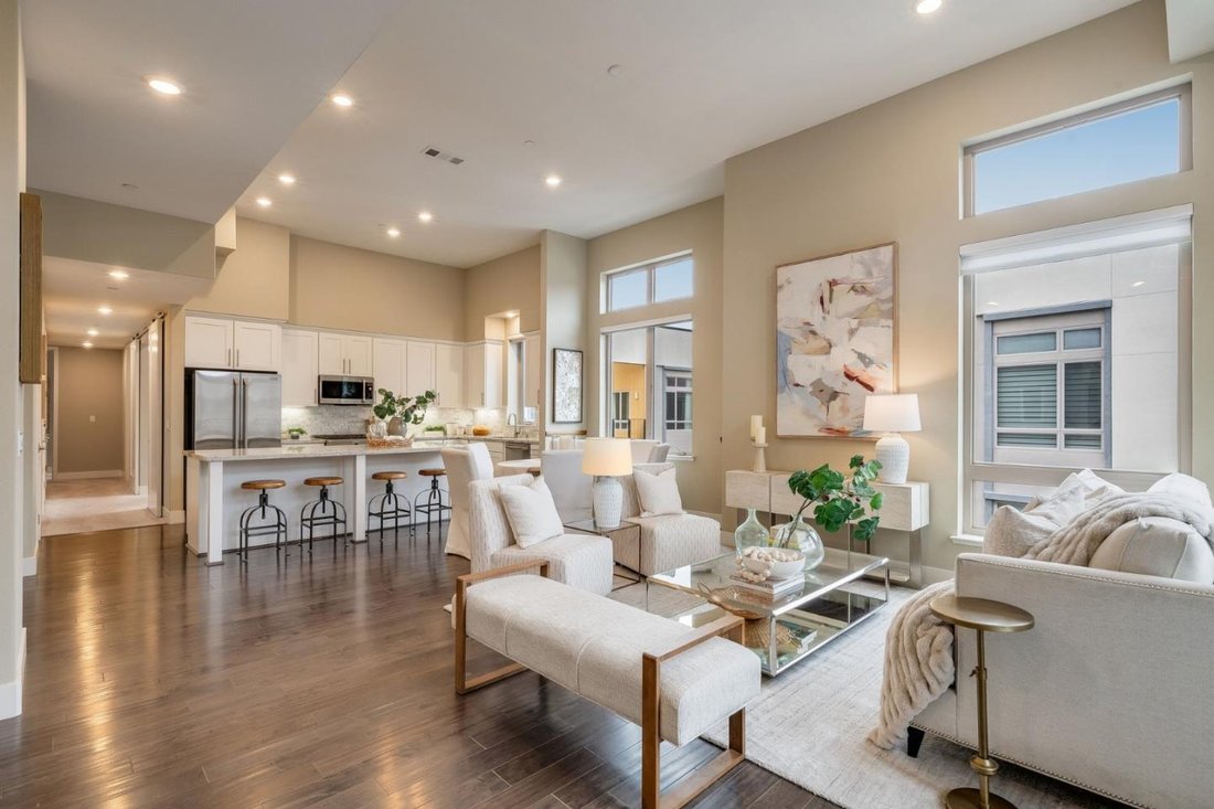 Condo in San Mateo, California, United States 2 - 19172673