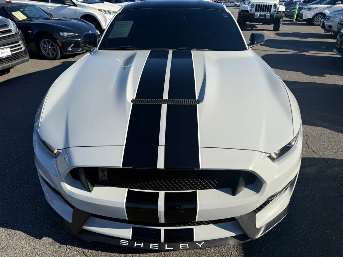 Coupe in Los Angeles, CA, United States 4 - 19180028