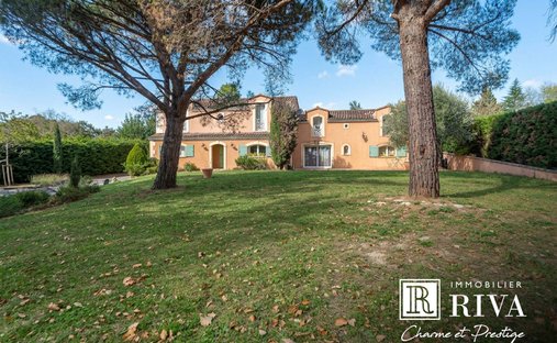Villa in Carignan-de-Bordeaux, Neu-Aquitanien, Frankreich 1