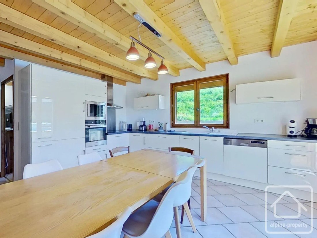 Chalet in Arâches-la-Frasse, Auvergne-Rhône-Alpes, France 3 - 19170322