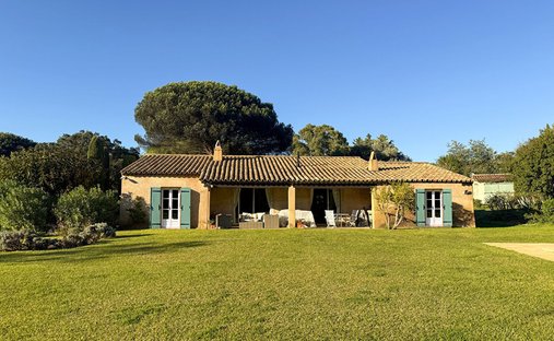 Villa en Zone Est Diffuse, San Tropez, Francia 1
