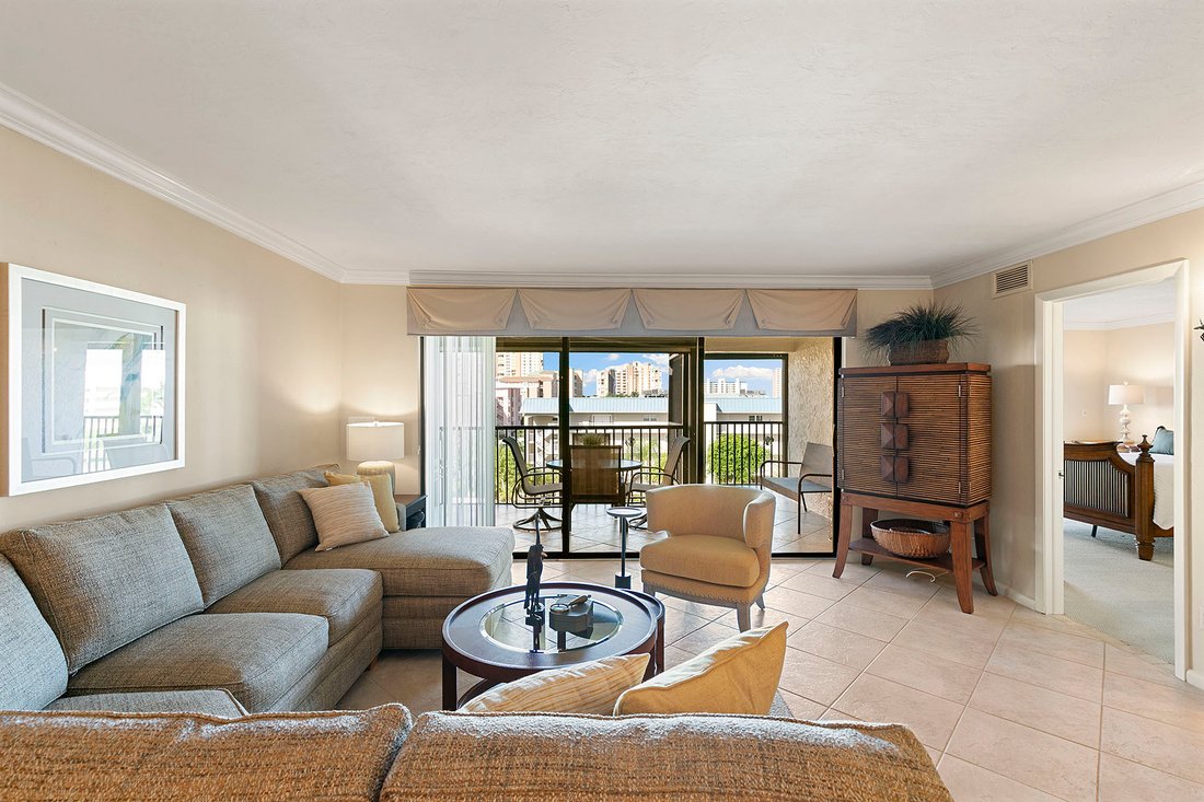 Condo in Marco Island, Florida, United States 2 - 19176212
