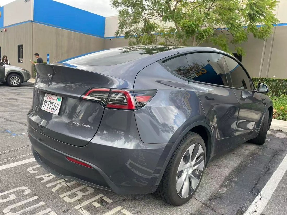 Suv in Costa Mesa, CA, United States 2 - 19173591