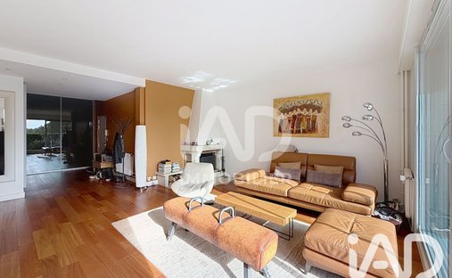 Apartamento en Sud, Le Mesnil-le-Roi, Francia 1