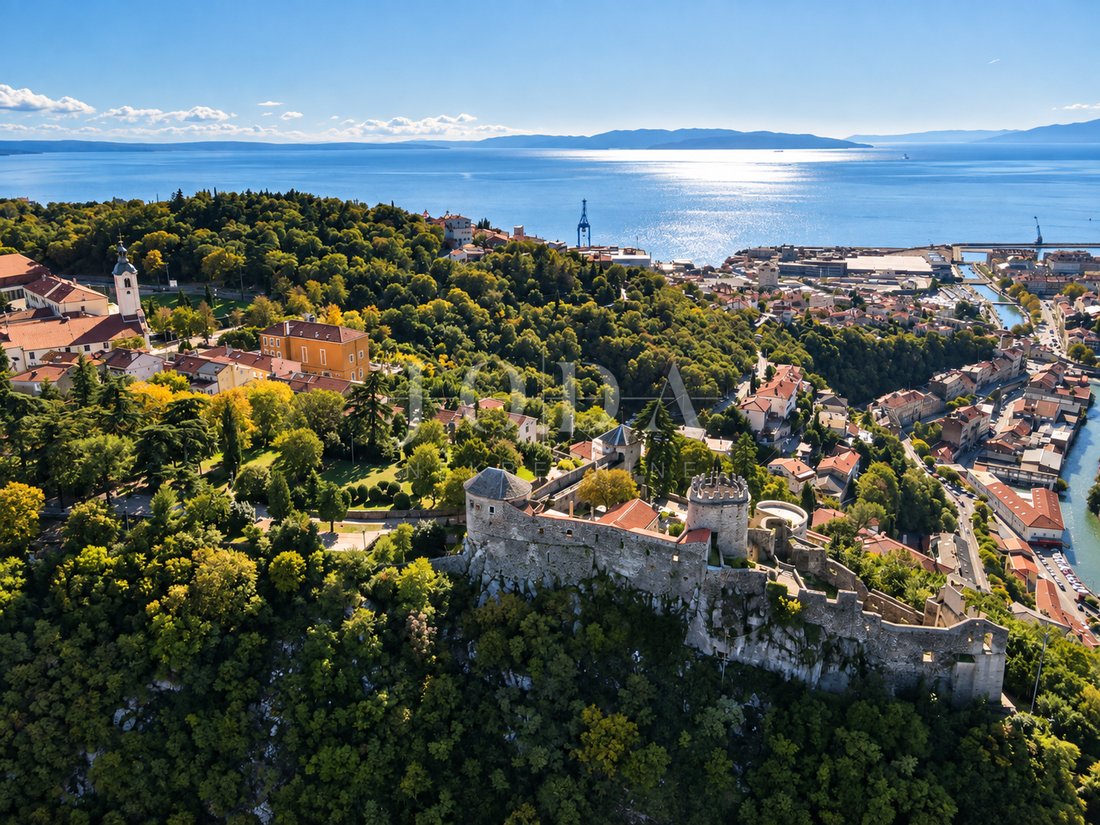 Appartamento a Mjesni odbor Grad Trsat, Grad Rijeka, Regione litoraneo-montana 1 - 19179776