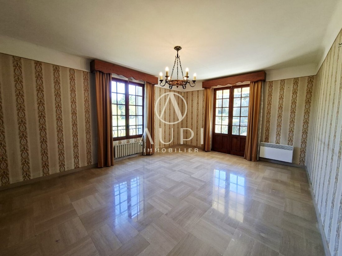Maison à Saint-Étienne-du-Grès, Provence-Alpes-Côte d'Azur, France 5 - 19181152