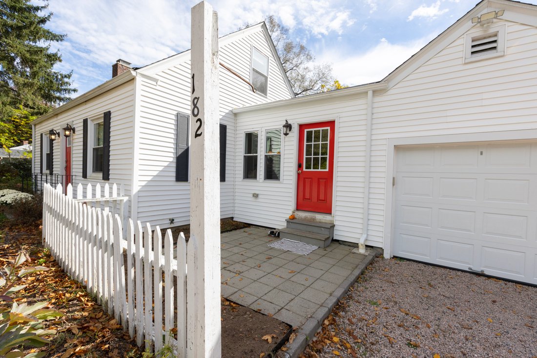 House in Killingworth, Connecticut, United States 4 - 19171203