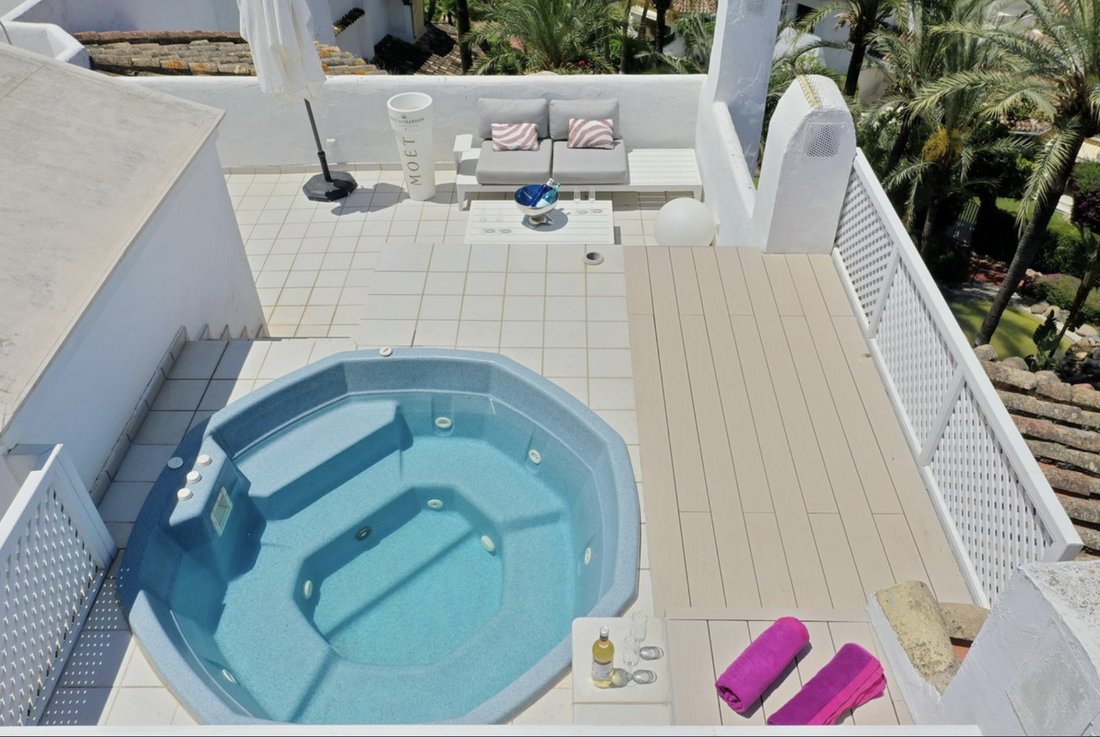 Penthouse in Elviria-Cabopino, Marbella, Spanien 4 - 19175504