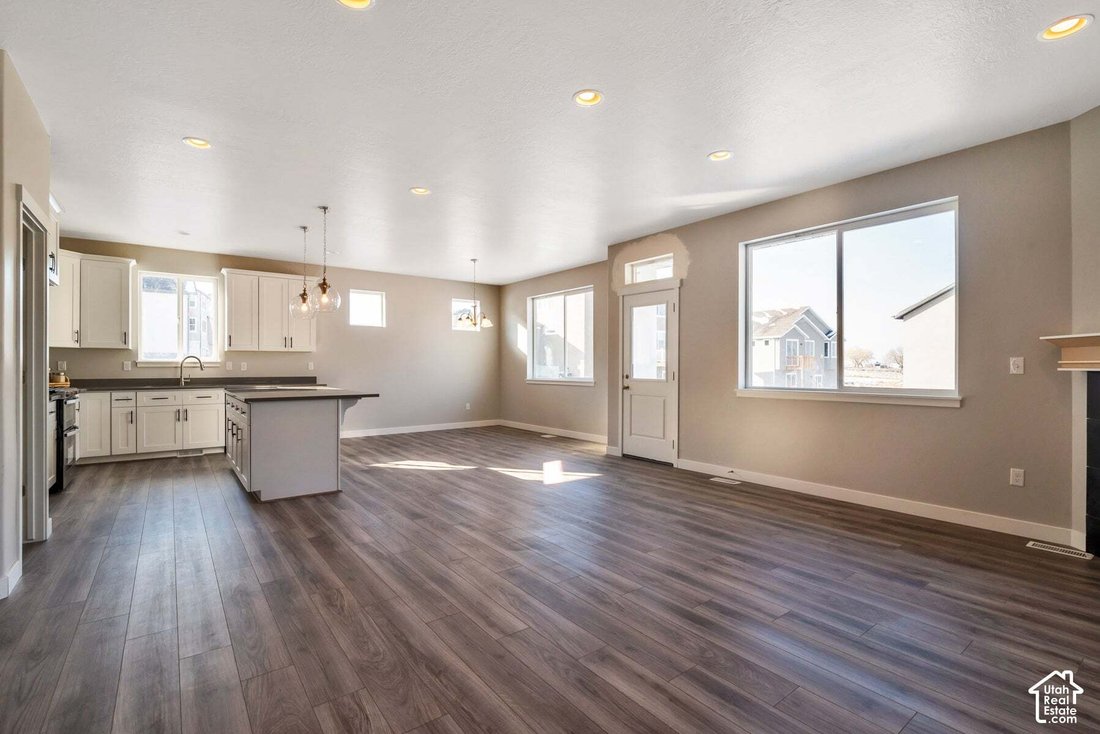 Casa a Woodland Hills, Utah, Stati Uniti 4 - 19162927