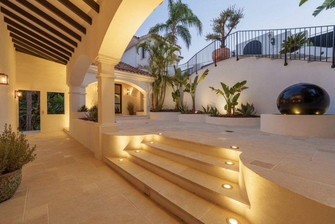 Villa à Nueva Andalucia, Marbella, Espagne 2 - 19175144