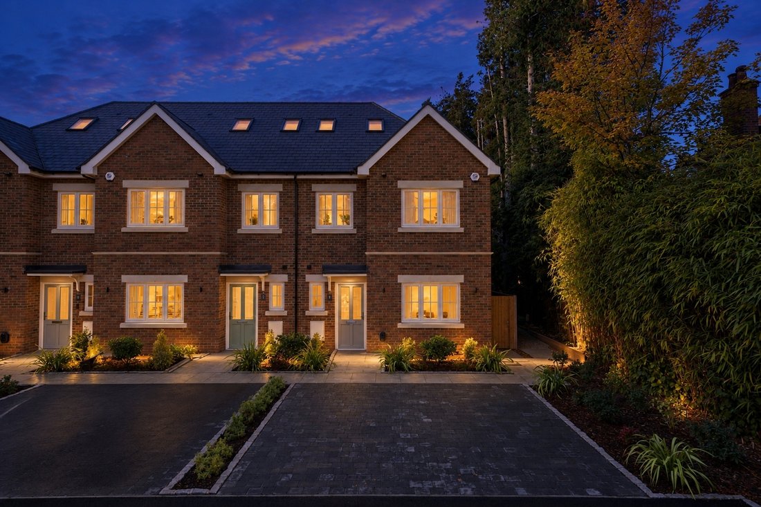 House in Walton, Elmbridge, England 1 - 19174802
