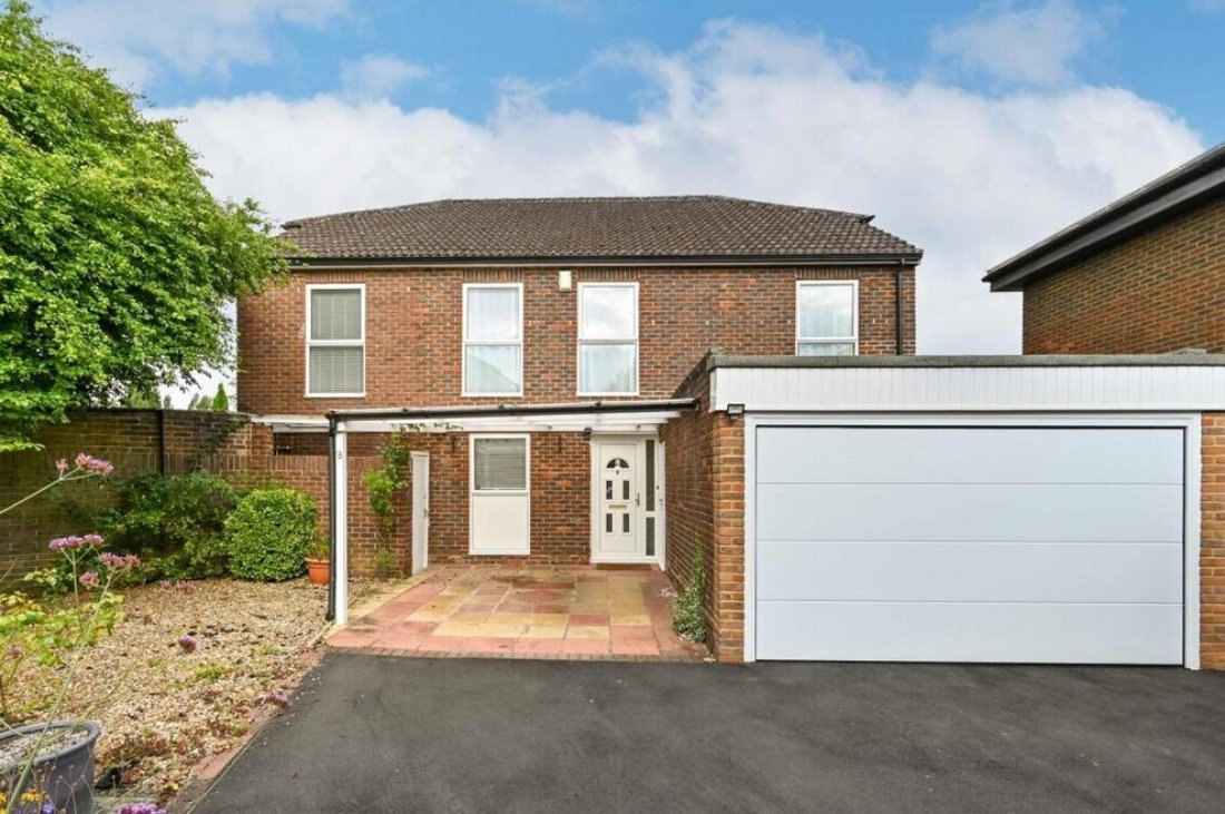 House in Maidenhead, England 1 - 19174800