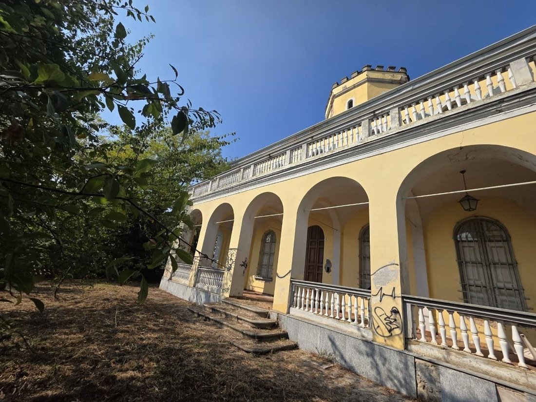 Estate in Costigliole d'Asti, Piedmont, Italy 5 - 19173865