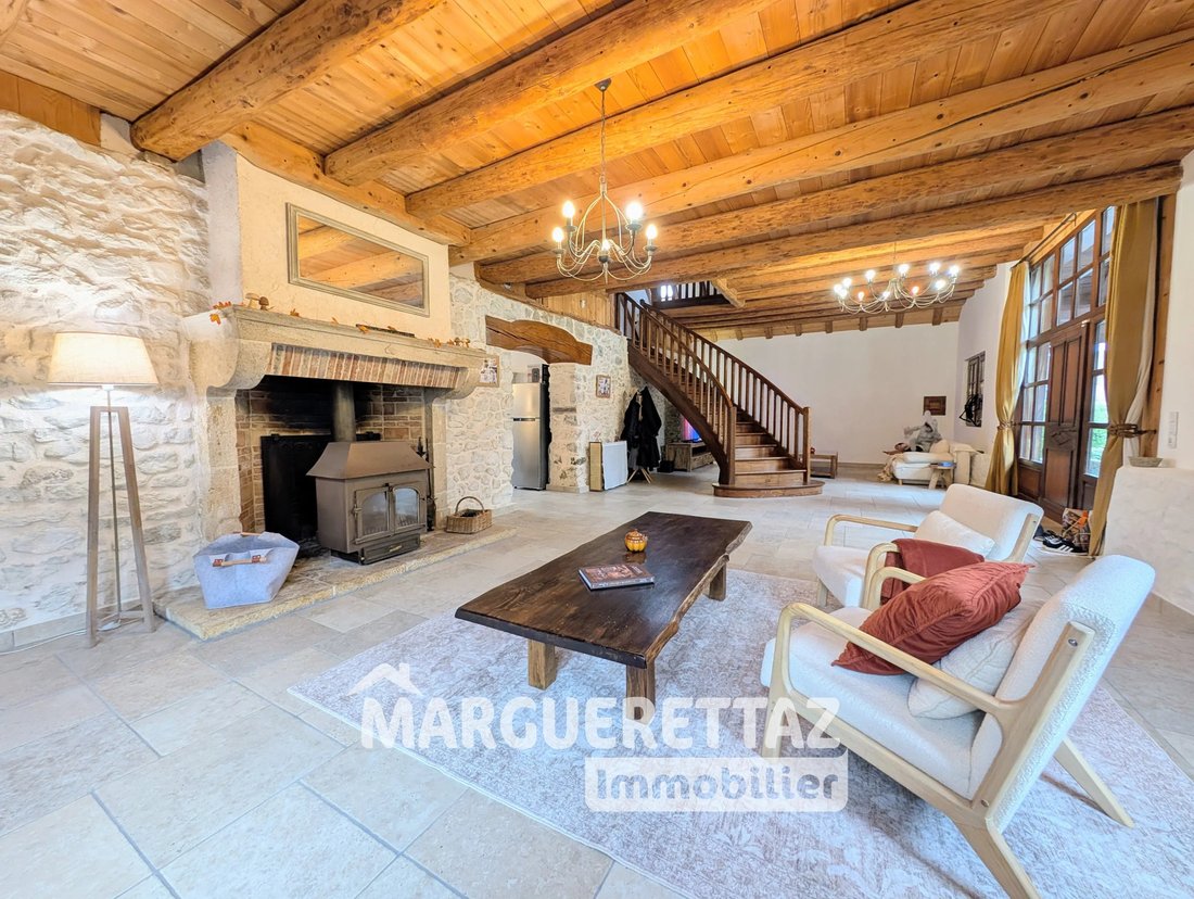 Maison à Ville-en-Sallaz, Auvergne-Rhône-Alpes, France 4 - 19173298